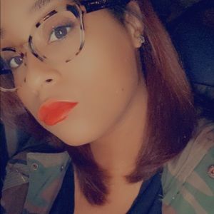 Meet your Posher, Bianca